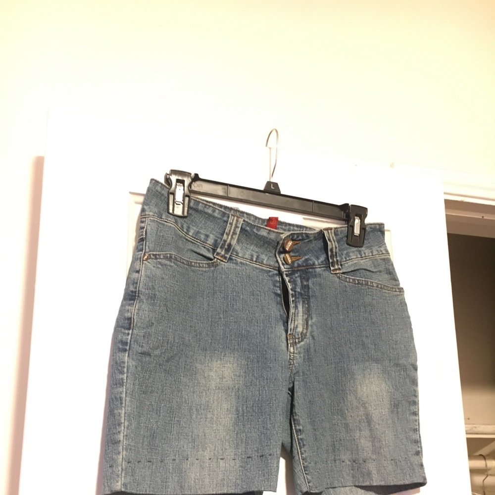 5 for 25, VNC Jean shorts